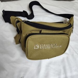 Gander Mtn 44" Green Hiking fanny pack Gander Mountain 12"x 6" Adjustable